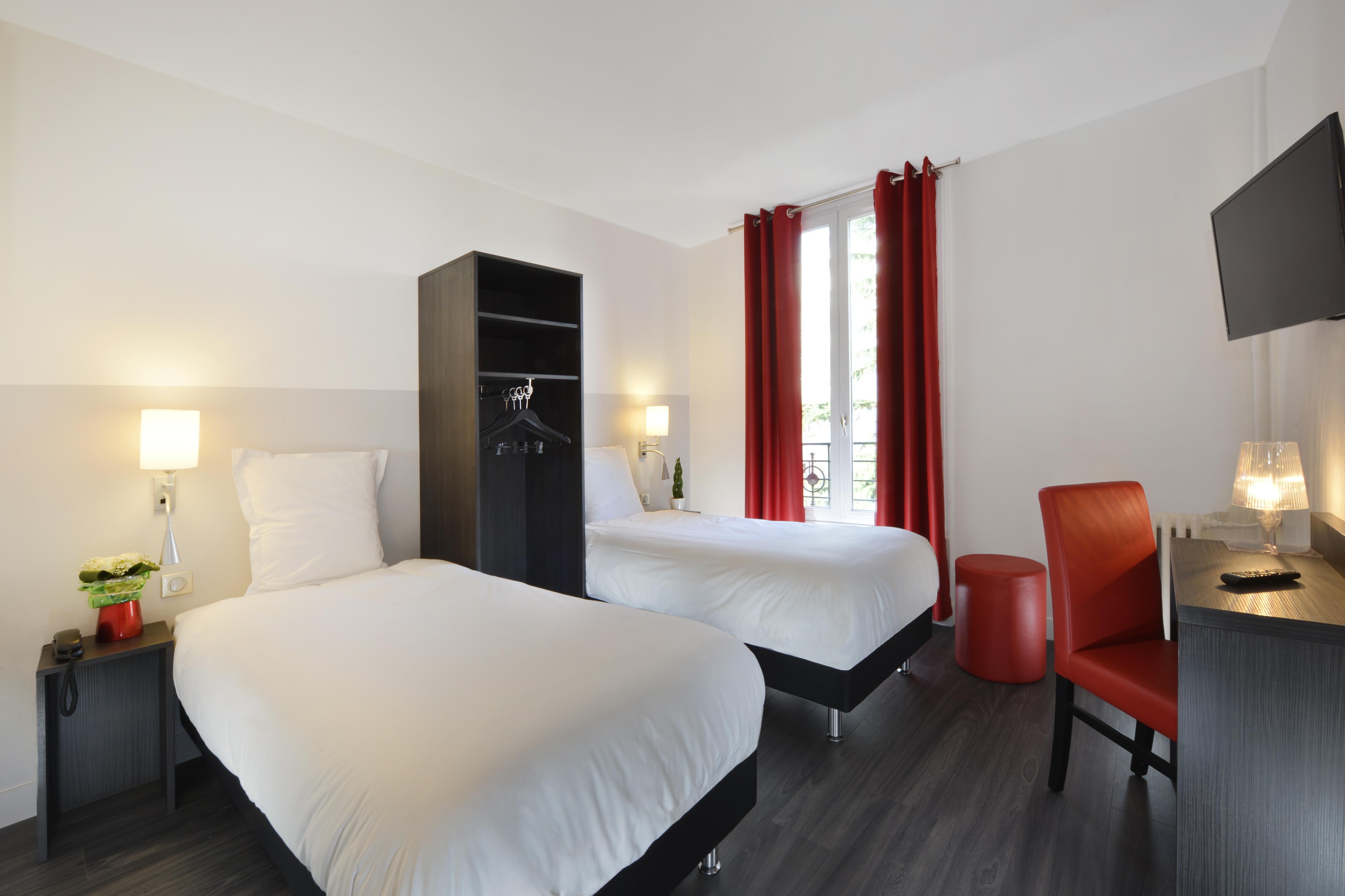 Hotel Douglas Puteaux Εξωτερικό φωτογραφία