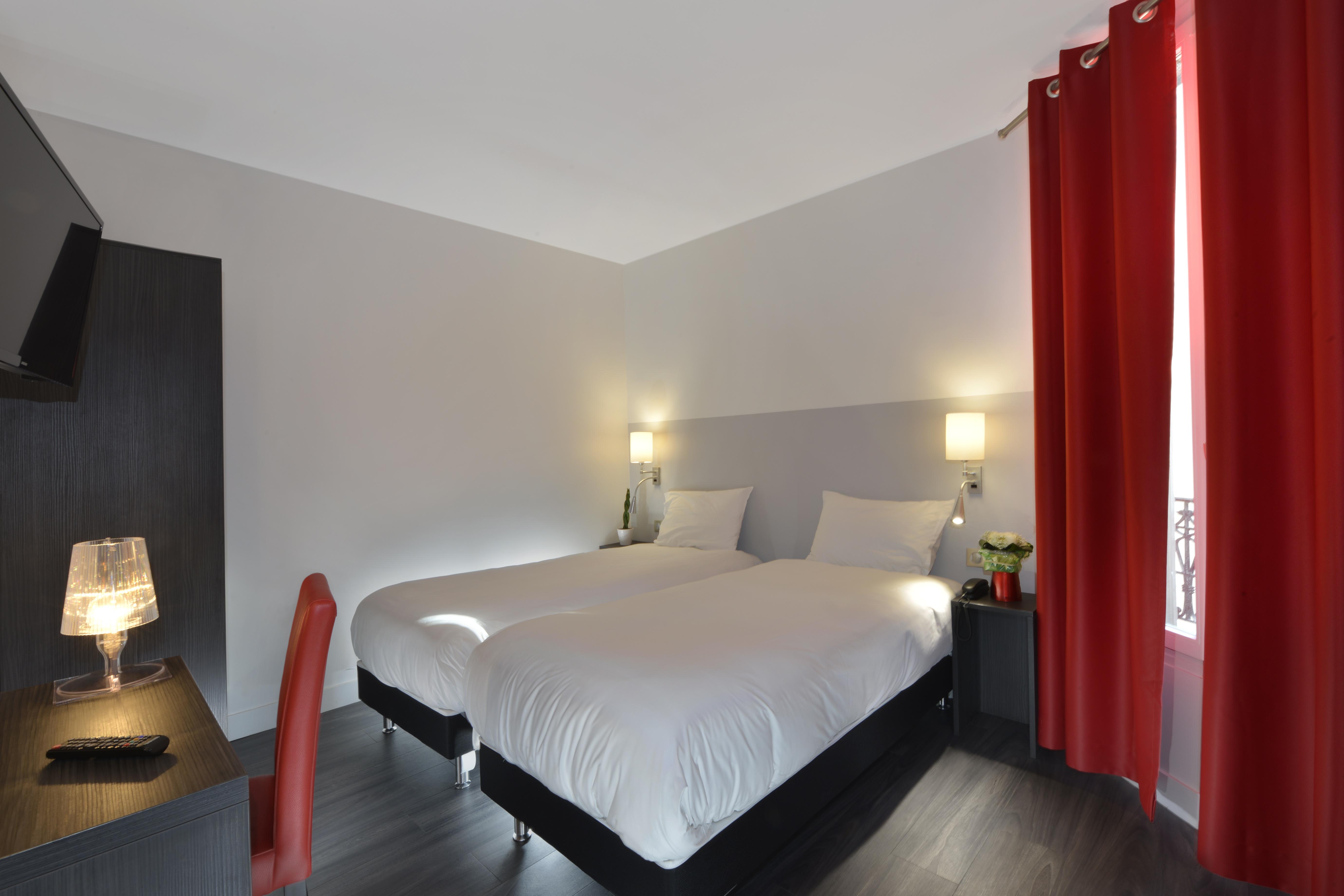 Hotel Douglas Puteaux Εξωτερικό φωτογραφία