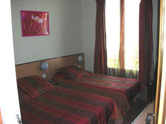 Hotel Douglas Puteaux Δωμάτιο φωτογραφία