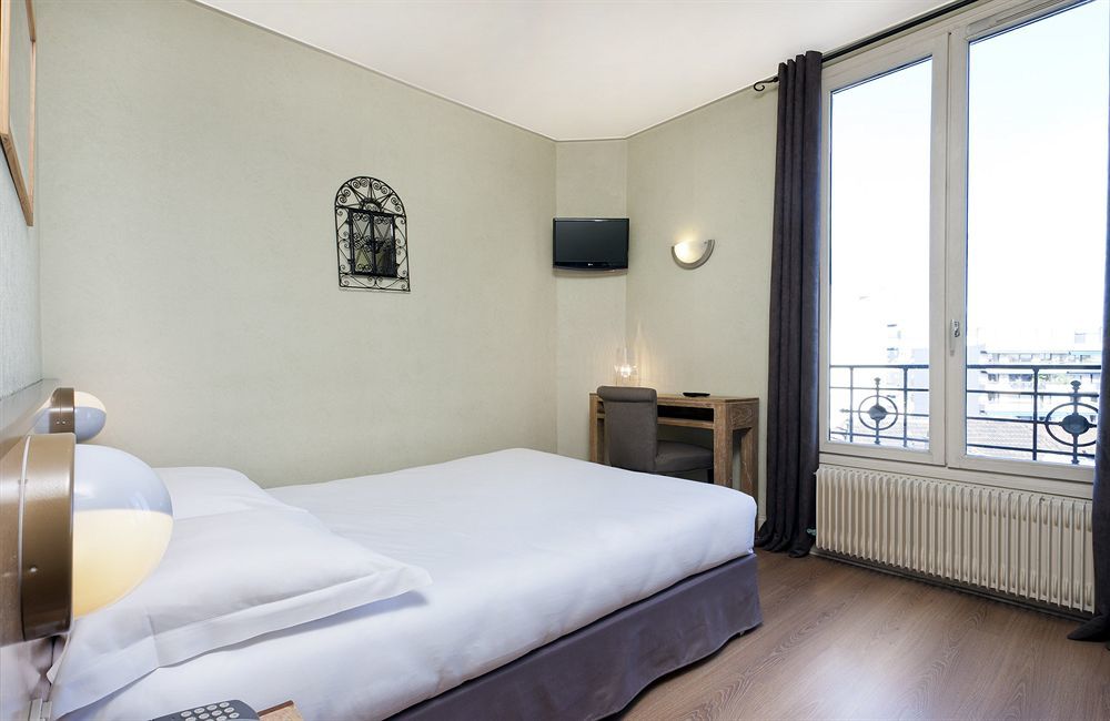Hotel Douglas Puteaux Εξωτερικό φωτογραφία