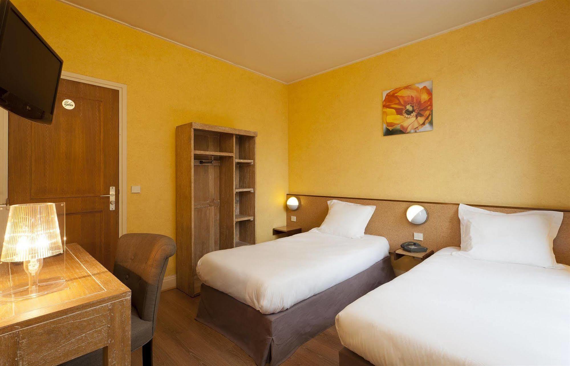 Hotel Douglas Puteaux Εξωτερικό φωτογραφία